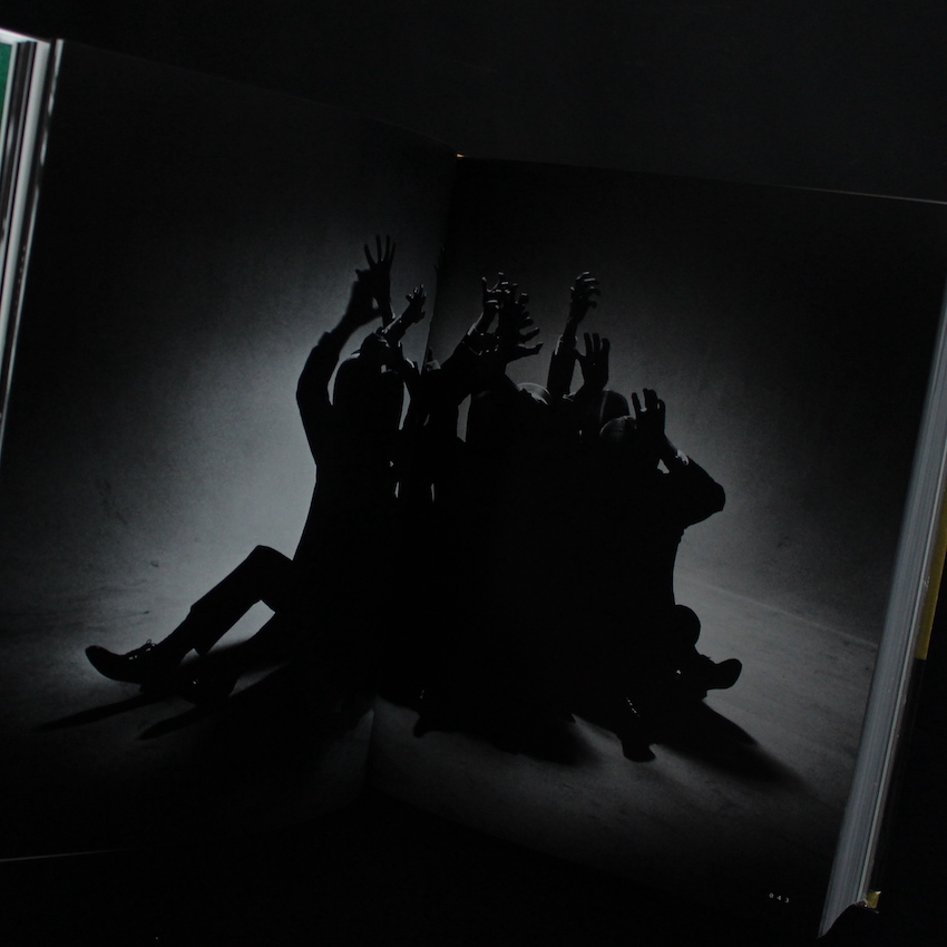 光と鬼 / The Photon & Ogre 横須賀功光の写真魔術（With OBI