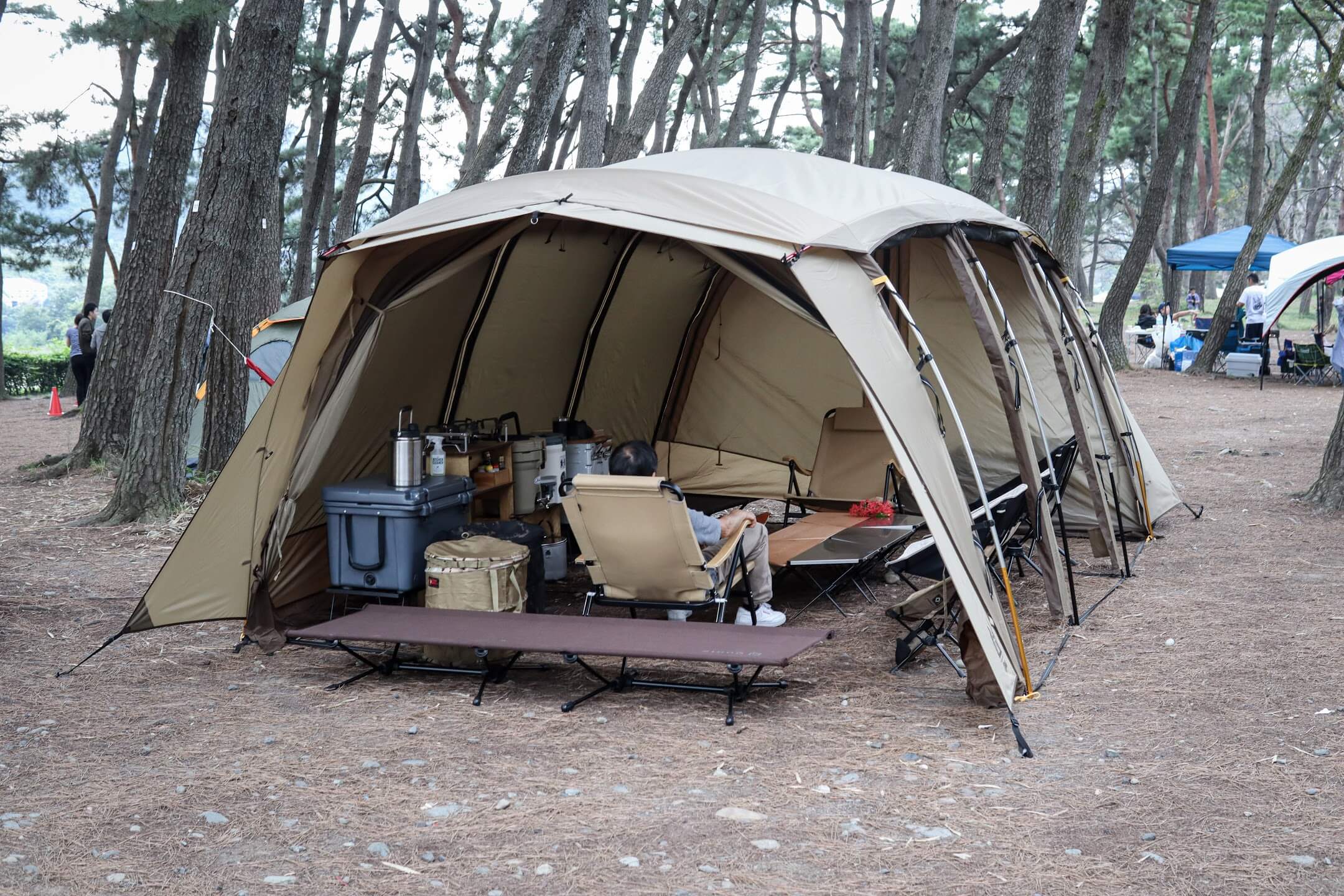 ogawa アポロン レビュー。潰しの効く2ルーム＆トンネル型。[宴会幕に