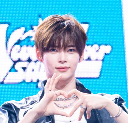 ZEROBASEONEソン・ハンビン、「Mカ」MC卒業を発表 ジェヒョンに続き