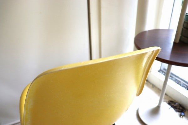 ハーマンミラー社製イームズ サイドシェルチェア(イエローFRP