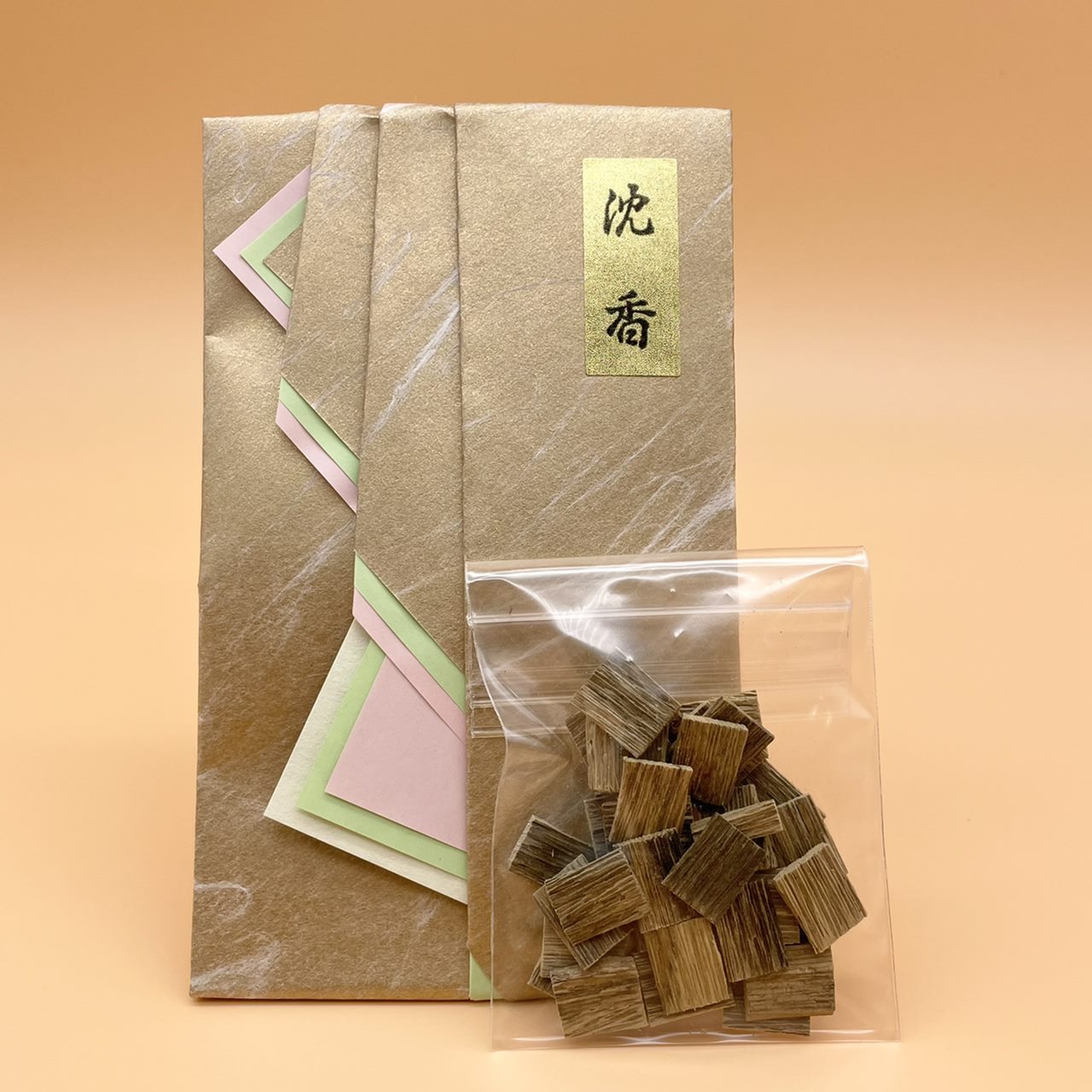 香木 沈香 | 茶道具,練香と香木 | 淡交社 茶道具と茶席のきもの