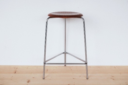 北欧家具 通販 アルネ・ヤコブセン ビンテージ `スツール`