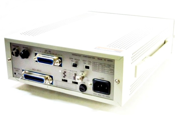 ADVANTEST R6142 Programmable direct voltage / current generator