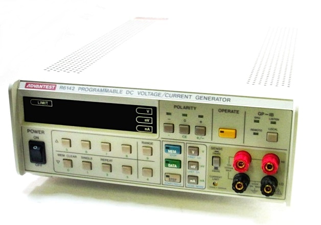 ADVANTEST R6142 Programmable direct voltage / current generator