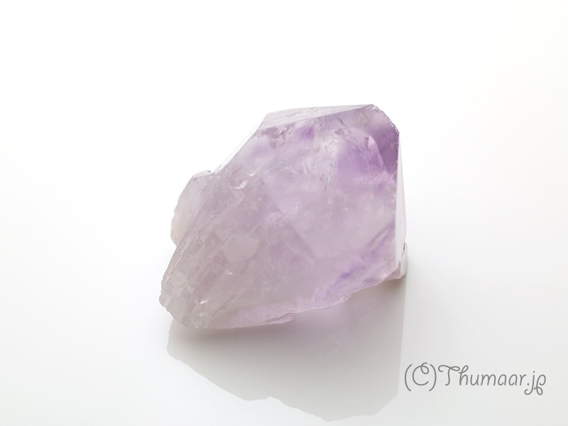 ラベンダーアメジストの原石15｜パワーストーンの通販サイトThumaar.jp