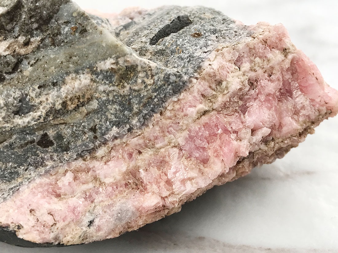 北海道 稲倉石鉱山産 菱マンガン鉱