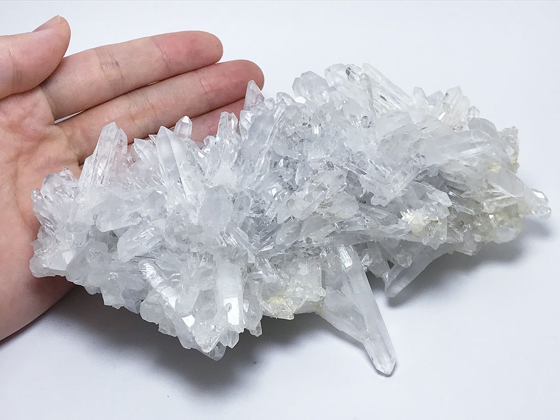 水晶クラスター8.1kg ーtot32 水晶クラスター8.1kg ーtot32