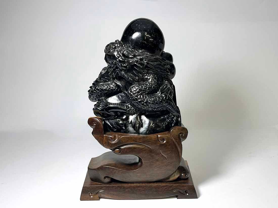 モリオン龍彫刻 (木製台座付き)