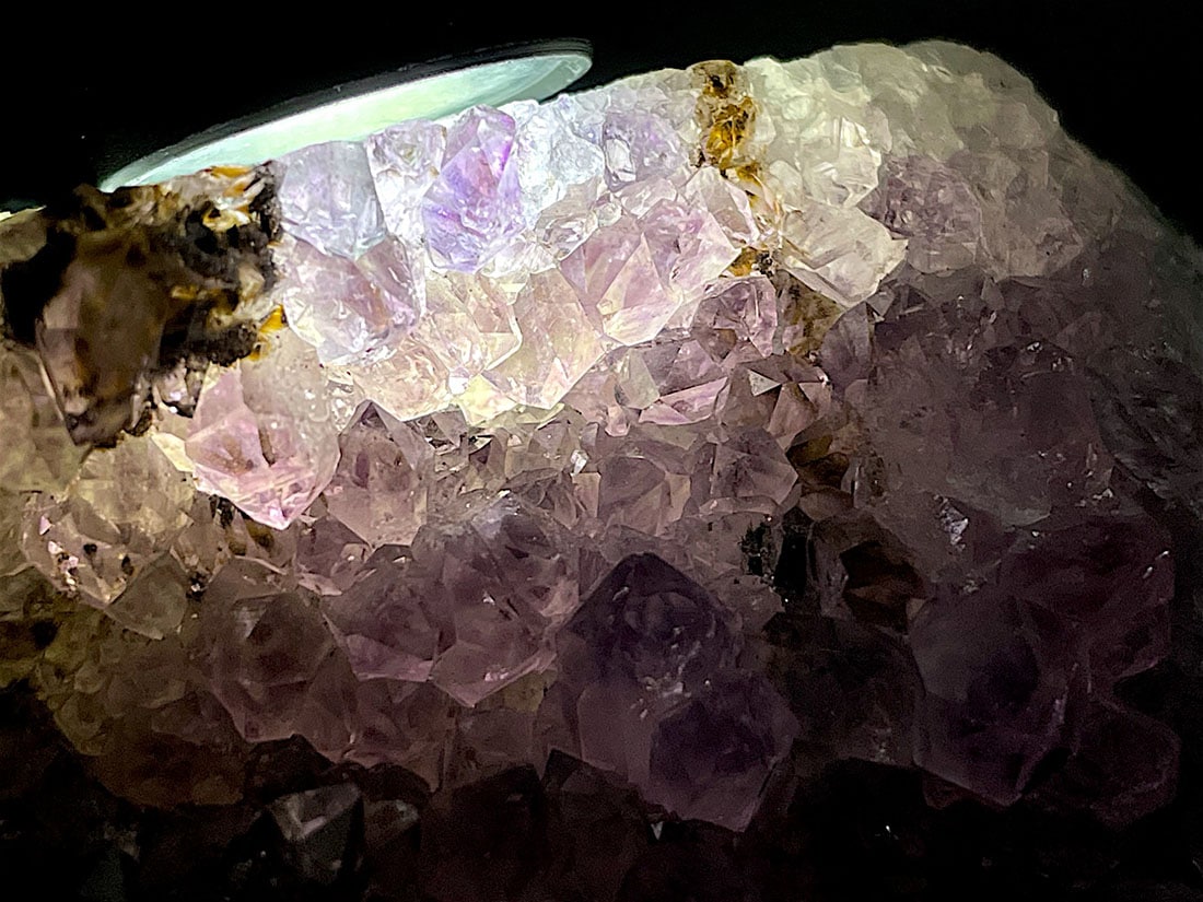 ブラジル産 カコクセナイトinアメジスト / Cacoxenite in Amethyst