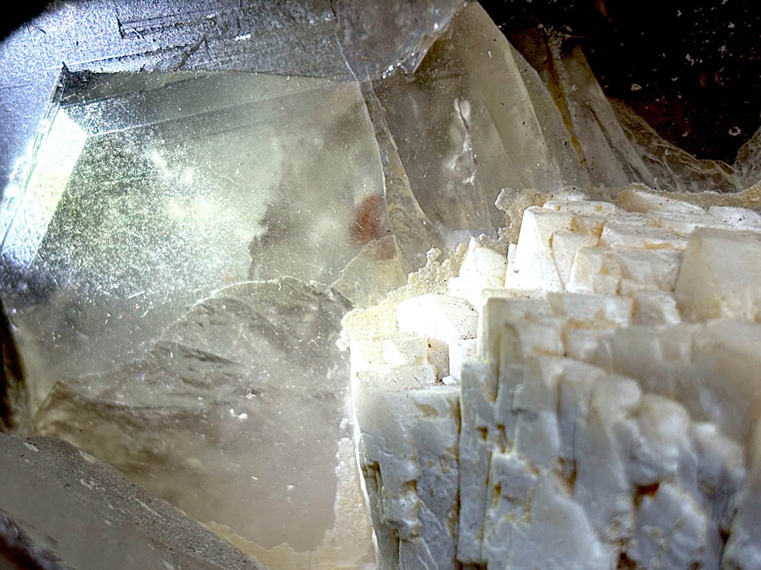 パキスタン産 ガーネットinクォーツ / Garnet in Quartz (柘榴石入り水晶)