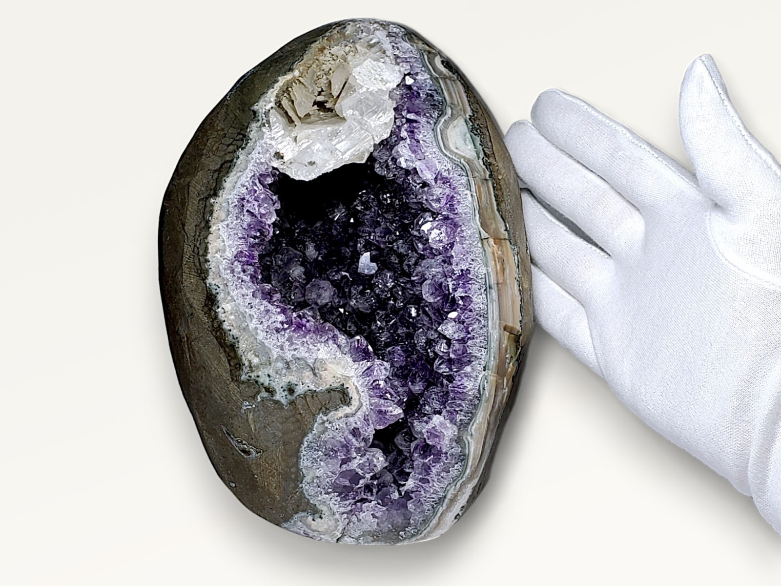 ウルグアイ産 アメジストジオード (カルサイト共生)