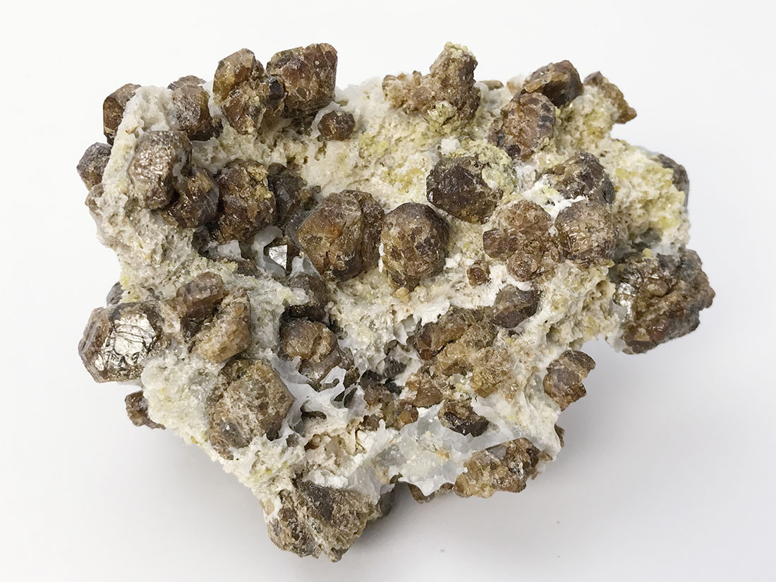 埼玉県秩父市 秩父鉱山産べスブ石