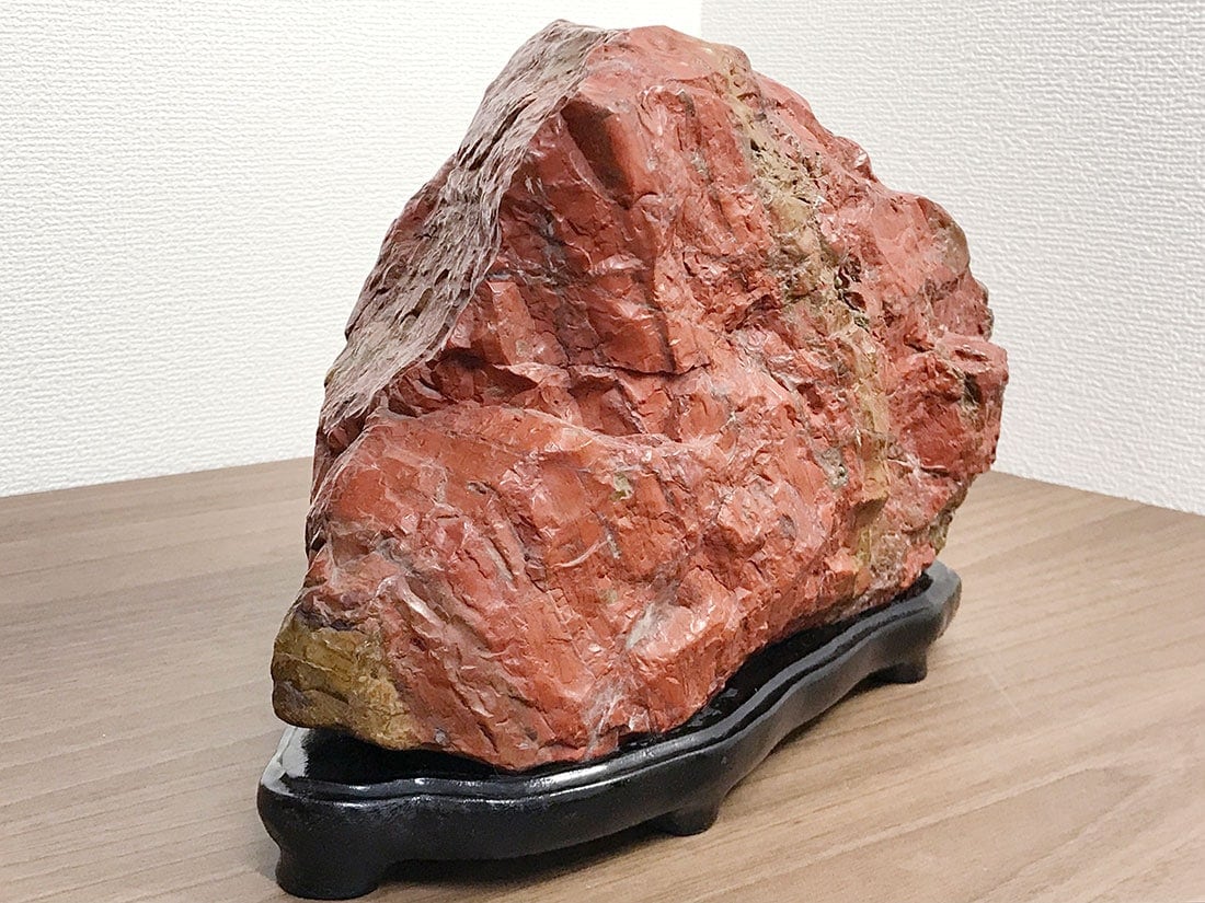 佐渡赤玉石(木製台座付き)