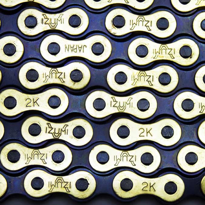 イズミ IZUMI-V イズミ スーパータフネス V チェーン 1/2×1/8 106L NJS