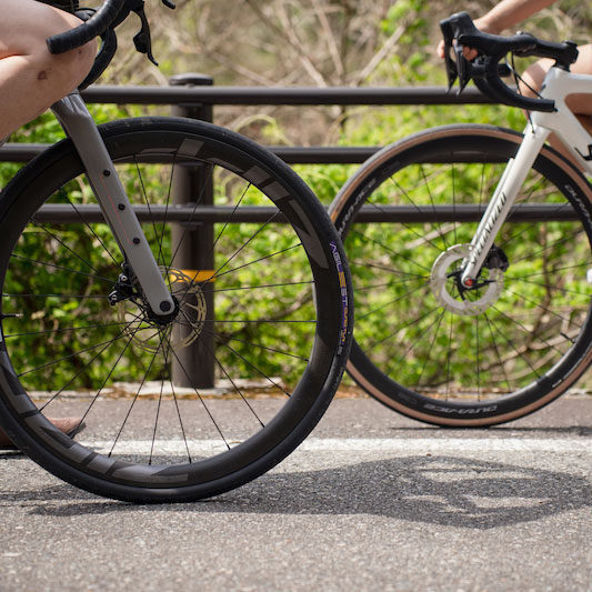 パナレーサー アジリスト デュロ TLR 700×28C チューブレスレディ