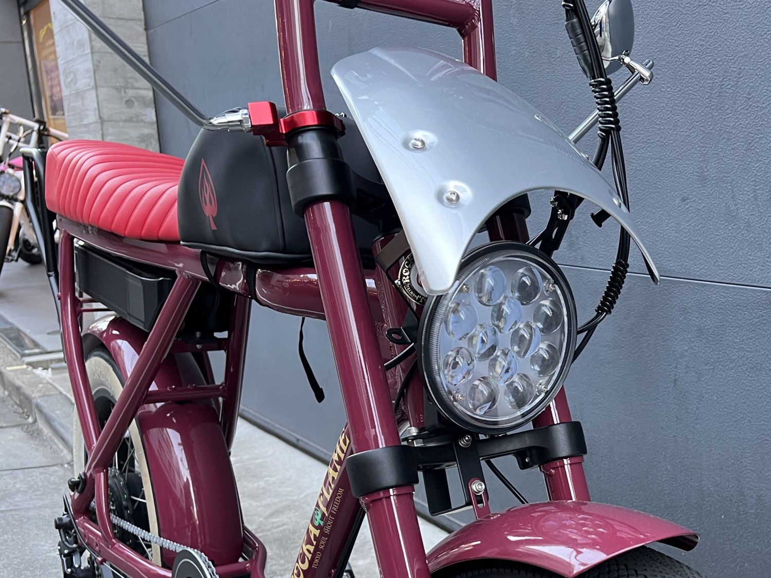 ウィンドシールド ABS (プラステック） eBike、電動アシスト自転車