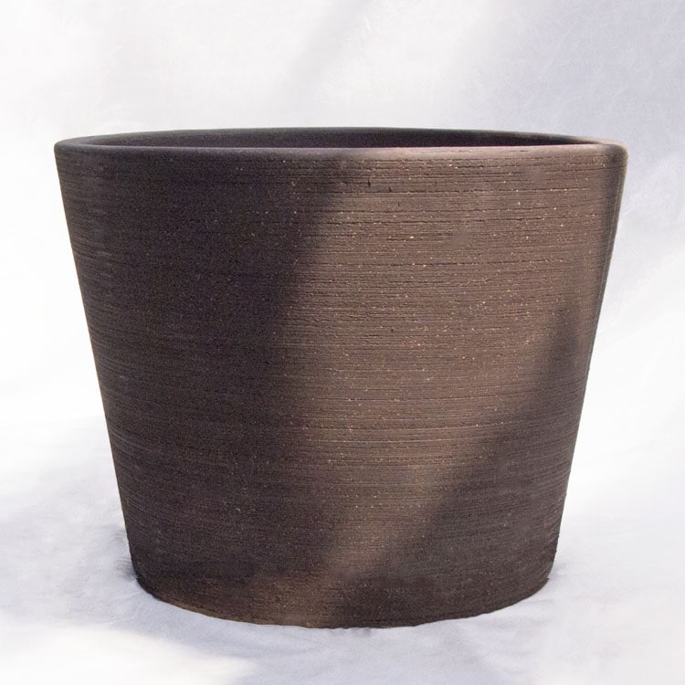 植木鉢（テラコッタ・素焼）,13号～15号（直径39～47㎝）植木鉢と植物