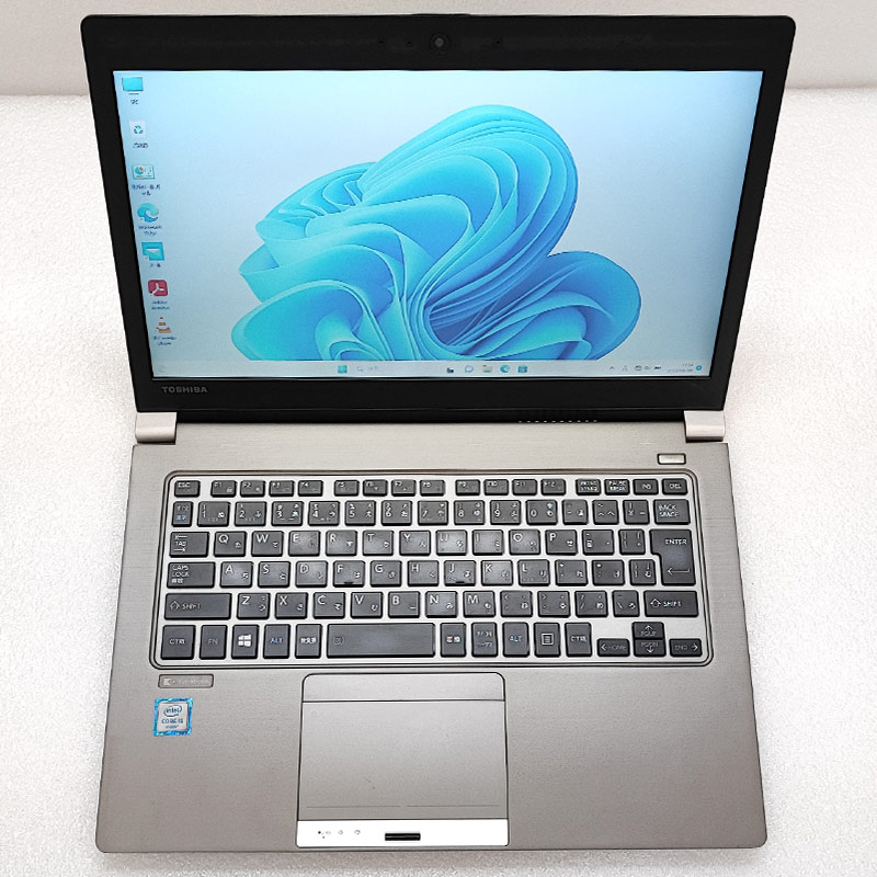 薄型 軽量 中古ノートパソコン Microsoft Office付き 東芝 dynabook