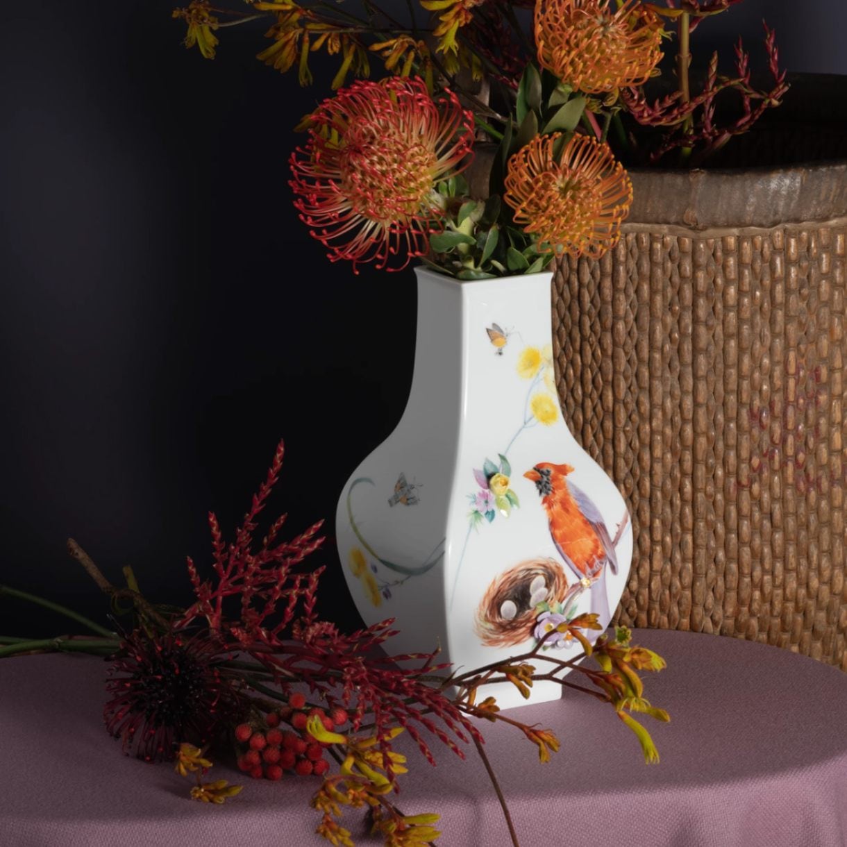 マイセン 花瓶「ショウジョウコウカンチョウ」 50263/61A274 | 世界