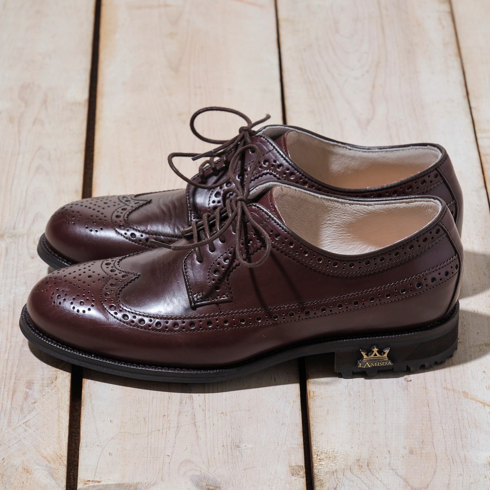 軽くて柔らかいのに、見た目は正統派スパイクレス】LAMBDA(ラムダ