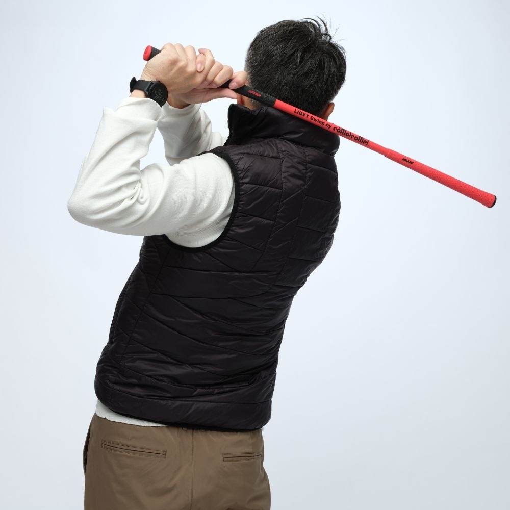 冬ゴルフ支度はこれ1枚で完璧】カーボンヒートベスト(タフタ素材)EH32490