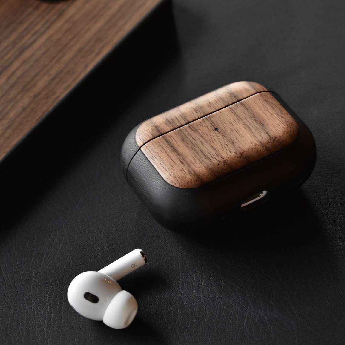生産終了】【ネット限定】【数量限定】AirPods Pro Case 高級天然木と