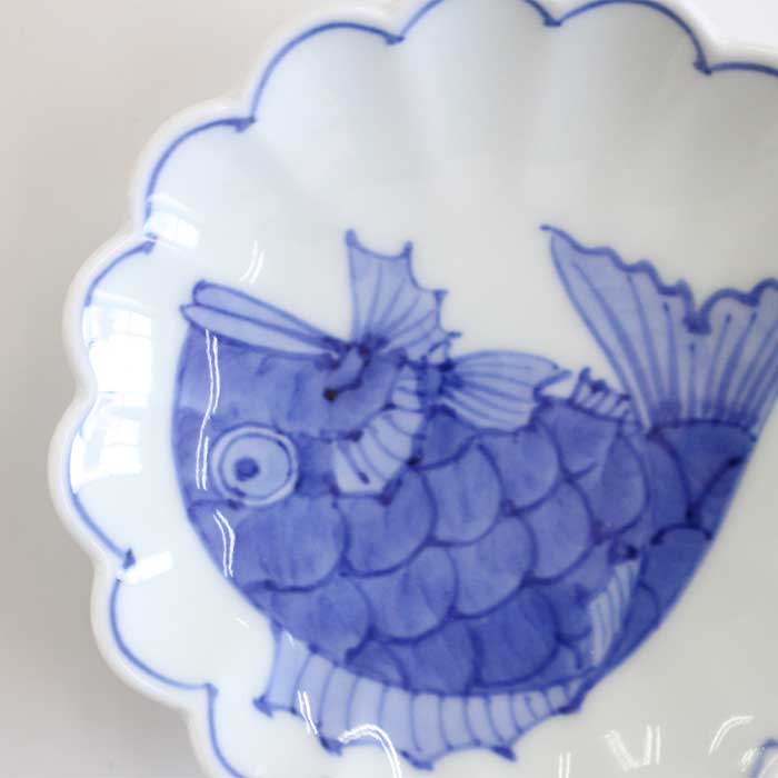 渓山窯 有田焼 豆皿 染付めで鯛菊型3.5寸皿 [ 電子レンジOK ]
