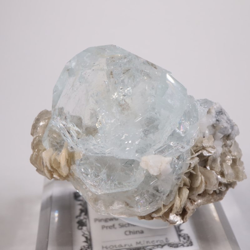 中国産 アクアマリン、雲母 | 鉱物標本,ハ行,ベリル/緑柱石 | ほたるみ