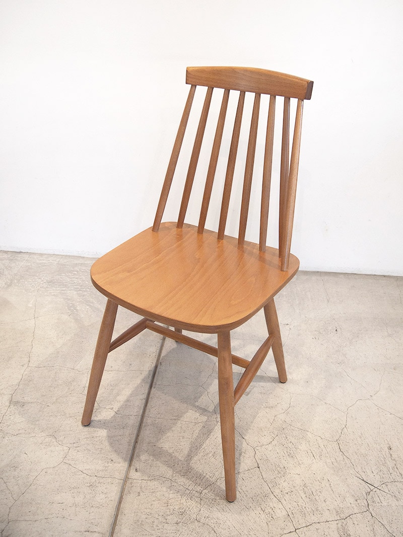 スティックバック 木製ダイニングチェア｜イデア