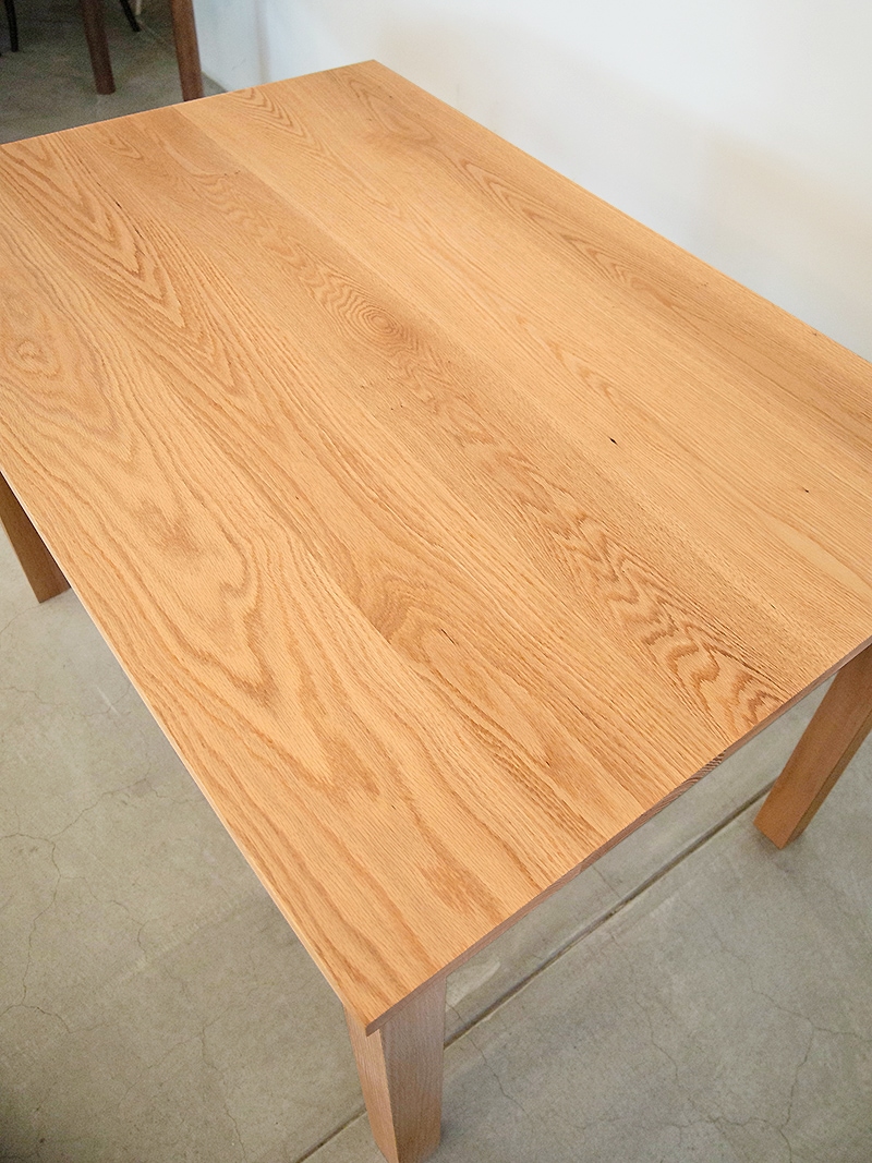 レッドオーク無垢材ダイニングテーブル 120×80cm ｜イデア