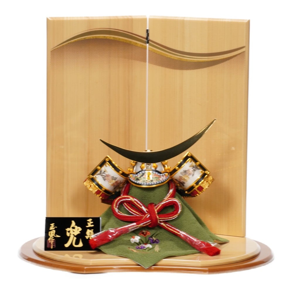 五月人形】9号 彫金 三日月 伊達政宗 兜飾り〈上原玉鳳作〉 ｜雛人形