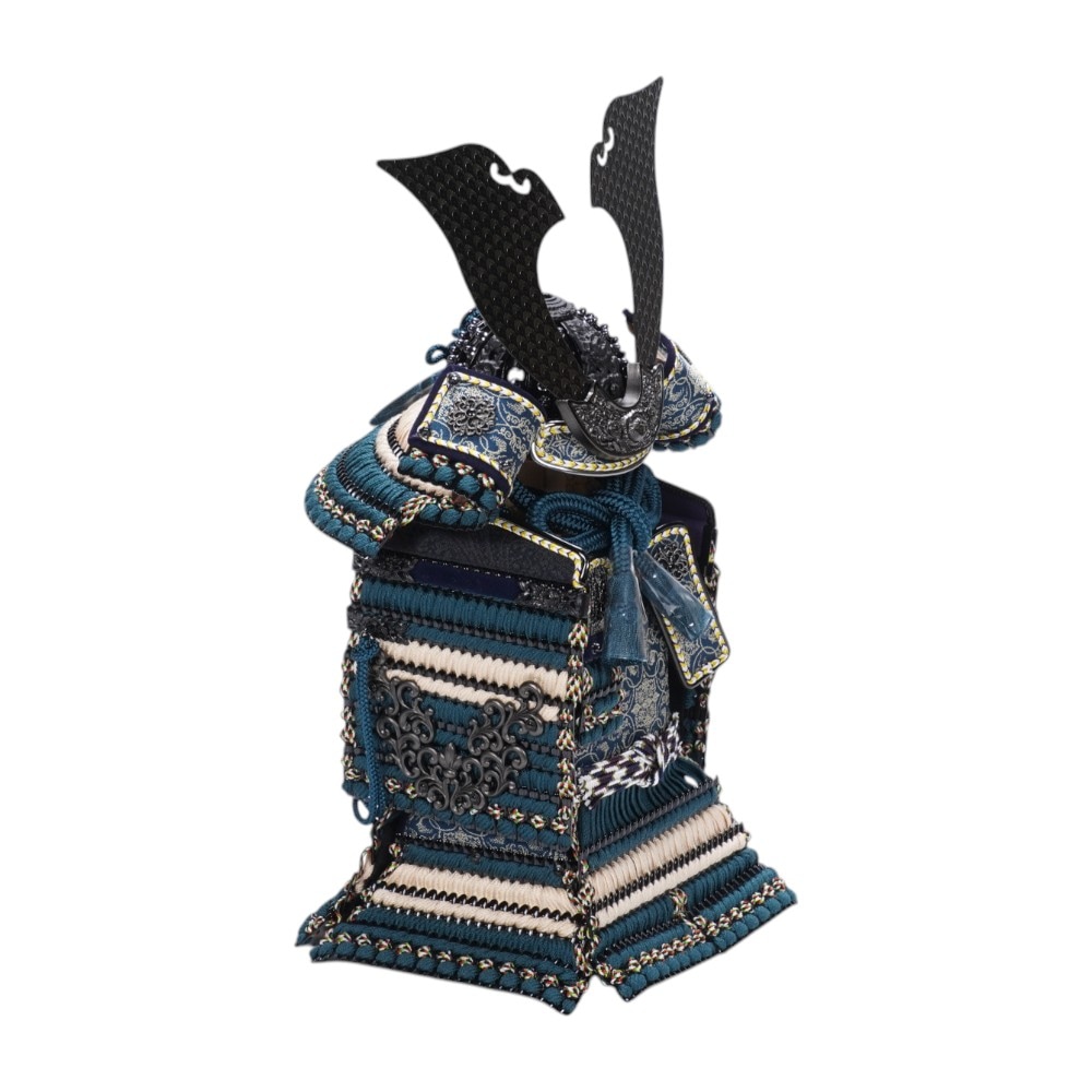 五月人形】7号 永遠奉納大鎧 青緑中ベージュ威-DEEPSEA- 鎧飾り | 翠鳳