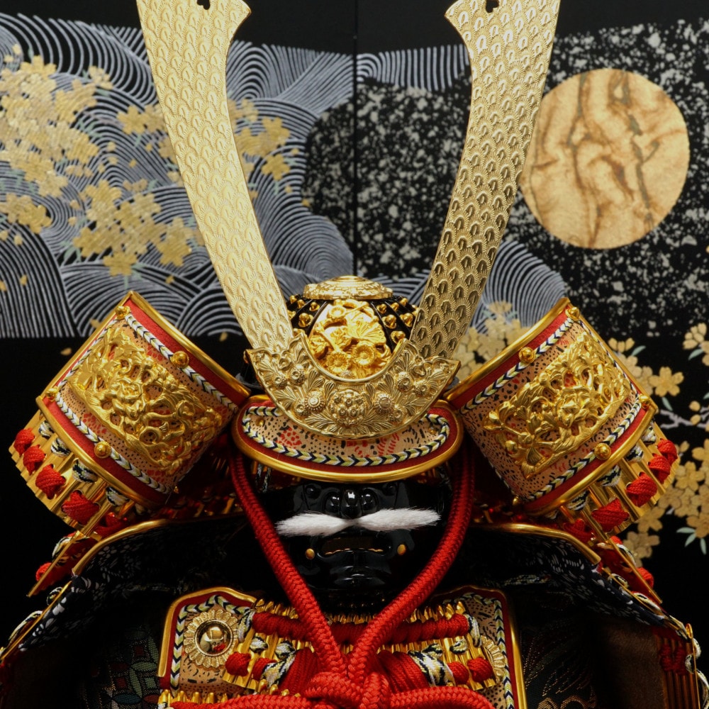 五月人形】10号 金閣 赤糸威 鎧飾り〈忠保作〉 ｜雛人形・五月人形の