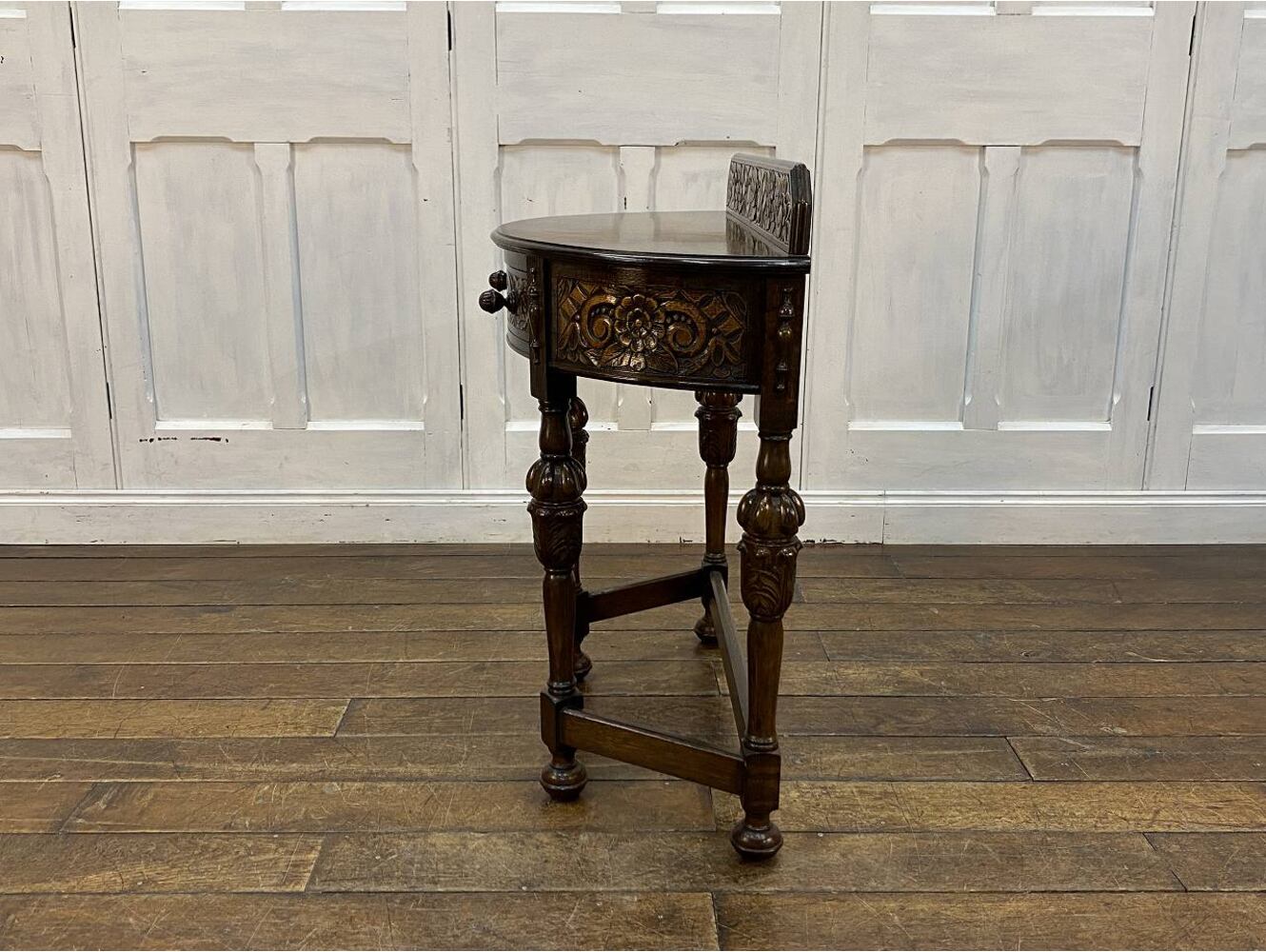 コンソールテーブル | アンティーク家具,テーブル,サイドテーブル