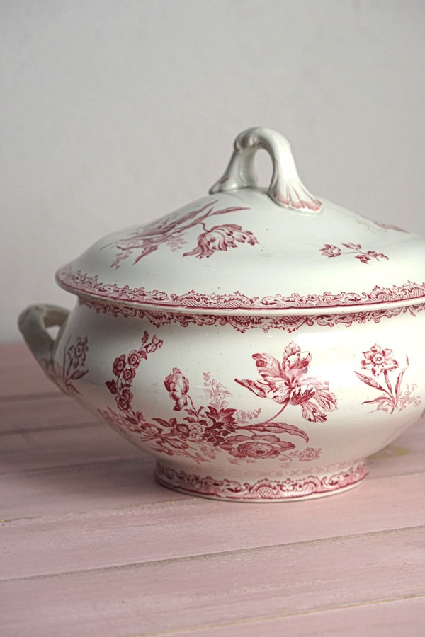 アンティーク サルグミンヌ製スーピエール フォンタンジュ