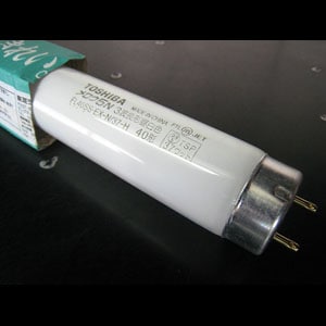 FL40SS・EX-N/37-H | 東芝(TOSHIBA) 40形 3波長形昼白色(色温度：5000K