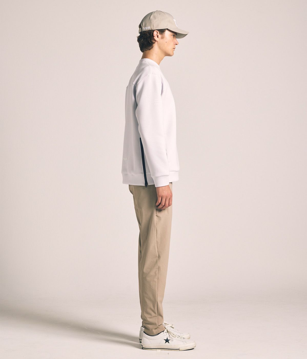 TFW49 / T102520021 / CARDBOARD MATERIAL CREW (3色)/UNISEX | BRAND