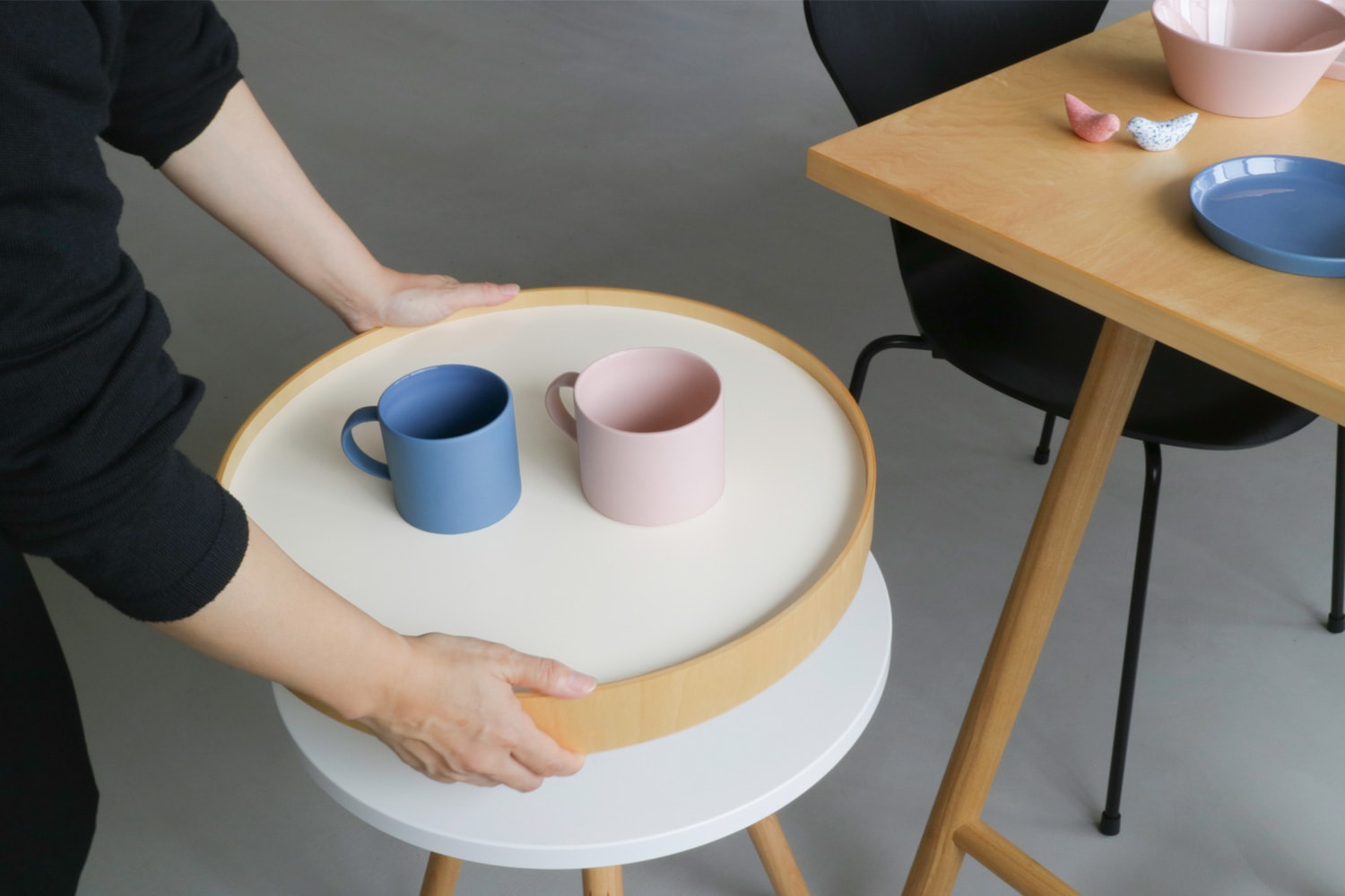 バイ トレイ テーブルの通販 | 家具・インテリア通販 MAARKET マーケット