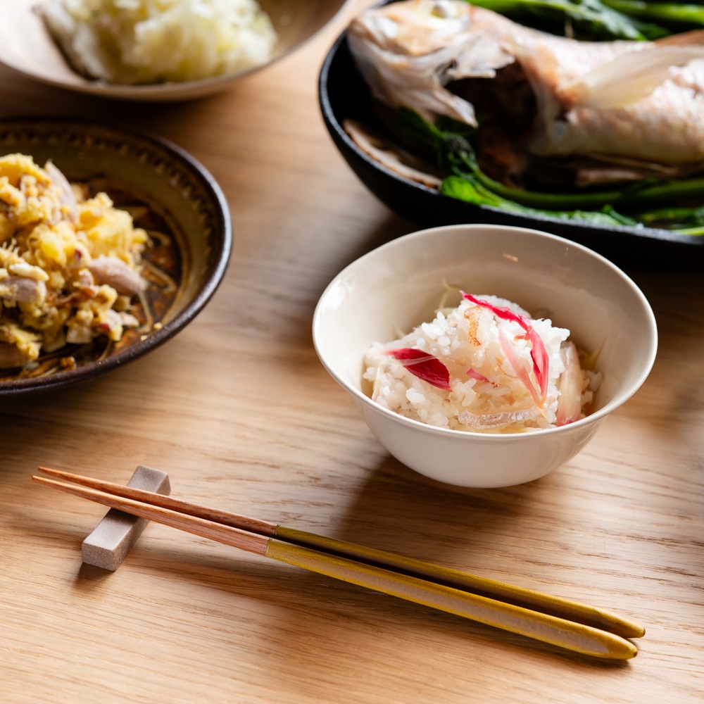 UTSUWATO 23cm ｜うつわと、楽しむ｜三角 食洗対応箸 | お箸の専門店