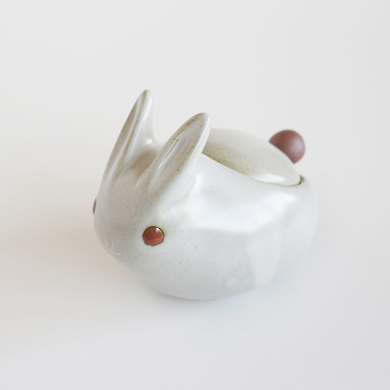 うさぎポット 全2色 | 暮らし,インテリア | MEISTERHAND by IBUKI