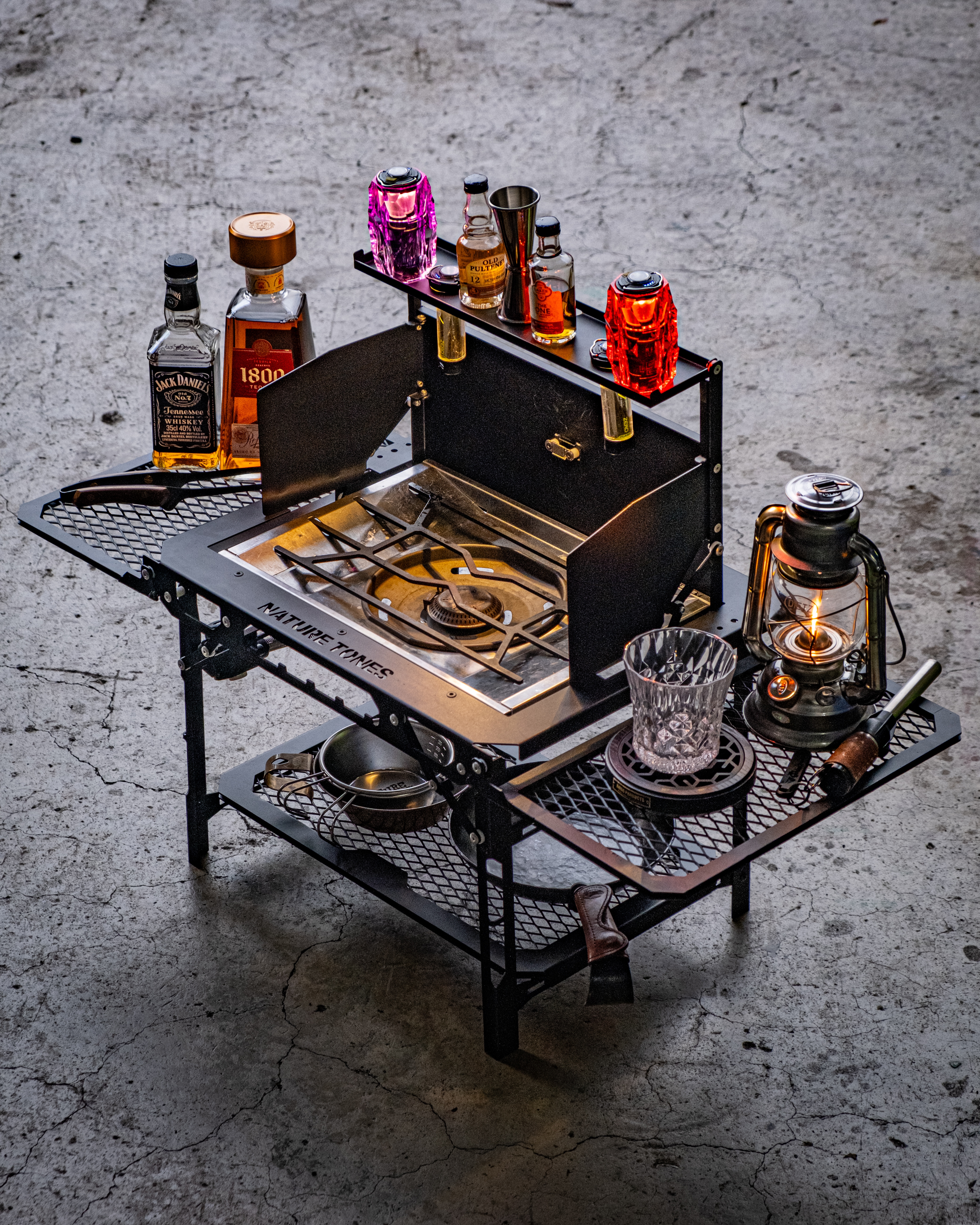 THE CURTIS TABLE:アウトドアテーブル:Naturetones(ネイチャートーンズ)