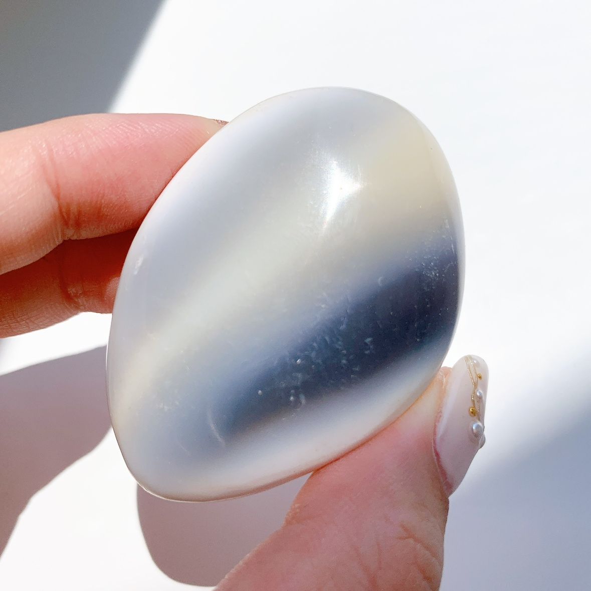 オルカアゲート にぎり石 | パームストーン（にぎり石） | Crystals by