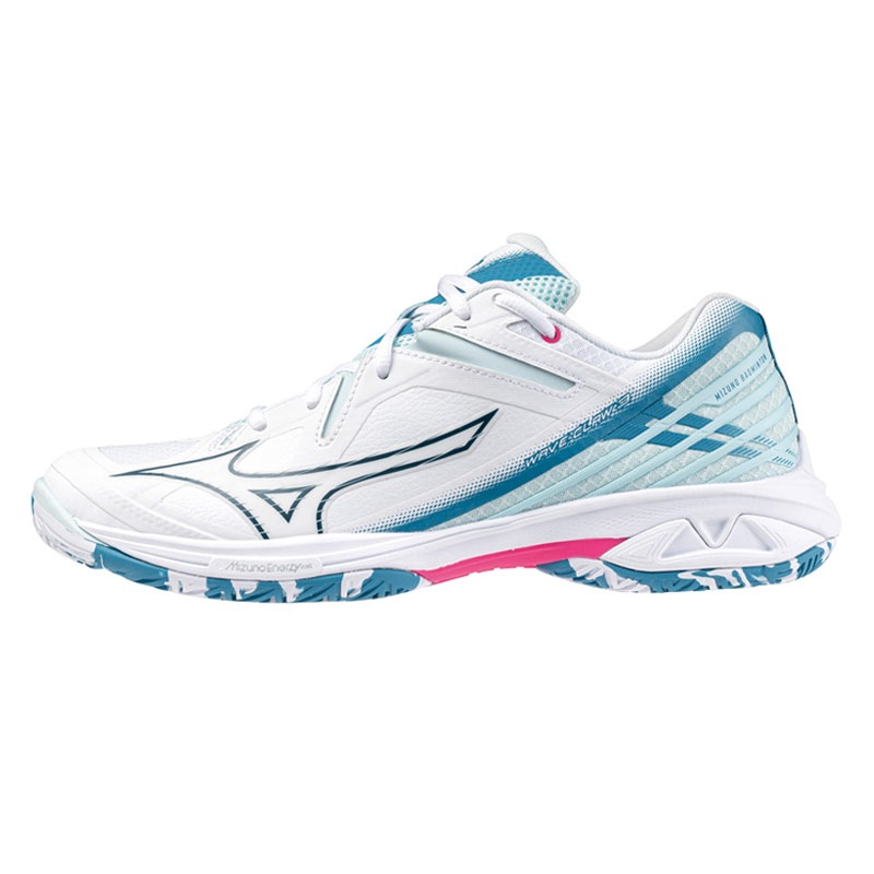 バドミントンシューズ サイズ交換往復無料 バドミントン シューズ