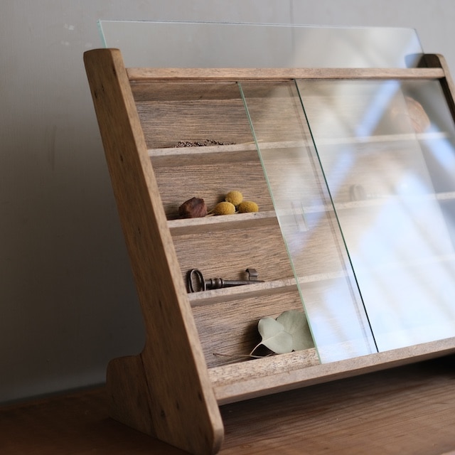 斜め型ショーケース 卓上｜古家具,ガラスケース・ショーケース｜古家具