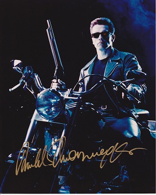 アーノルド・シュワルツェネッガー 直筆オートグラフ | オートグラフ