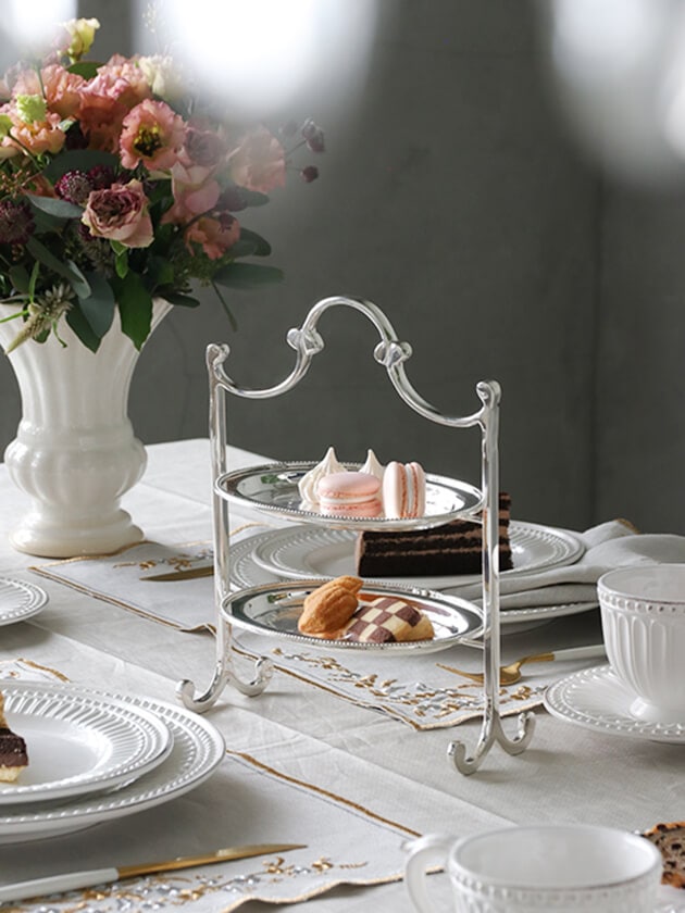 Royal Family ロイヤルファミリー シルバーケーキスタンド2段Ada