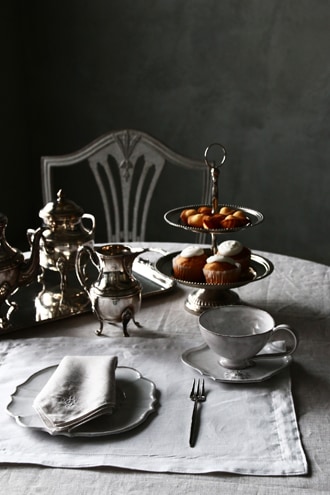 Sarah Graceフレンチリネンプレースマット ナチュラルxホワイト35x45cm