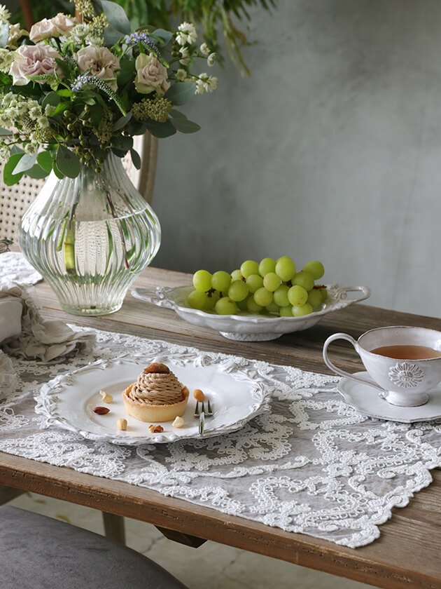 Chez moiプレースマットArabesqueオフホワイト サラグレースランチョン