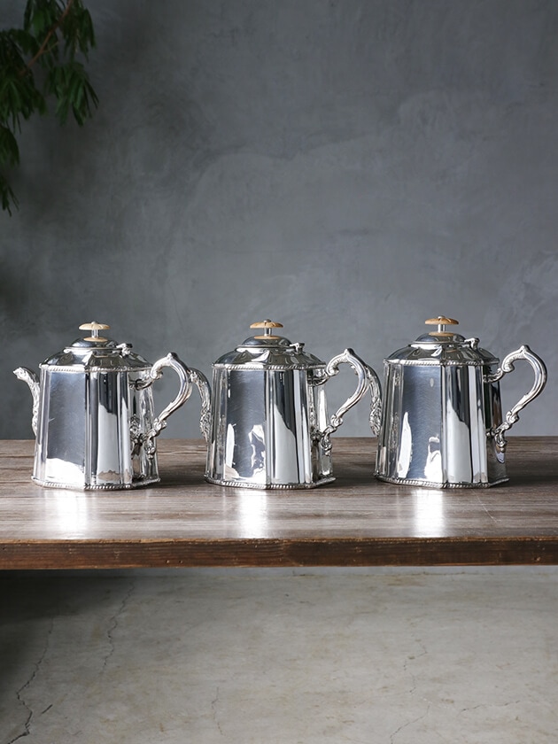 Royal Familyシルバーティーポット - サラグレース