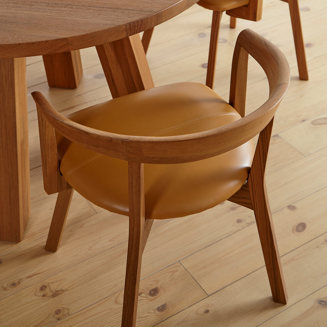 数量限定】アームチェア PURO チーク ｜source公式オンラインショップ